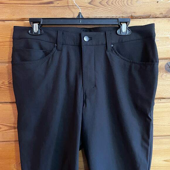 Lululemon Men's ABC Classic-Fit Black 5 Pocket Pant Size 33 - Picture 4 of 8